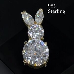 Vintage Hallmarked 925 Cubic Zirconia Bunny Brooch